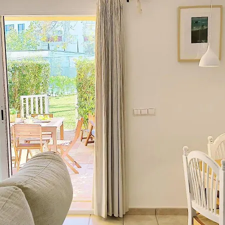 Marina Chabas By Costa Appartement *